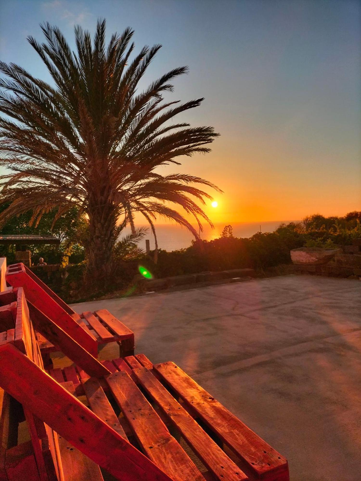 Dammuso Levante In C/Da Tracino A Pantelleria Kamma Exteriér fotografie